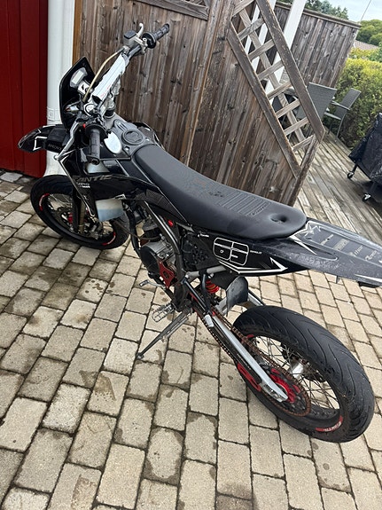 Fantic Performance M50 2 of 4