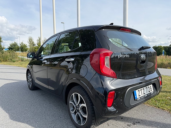 Kia Picanto 4 of 6