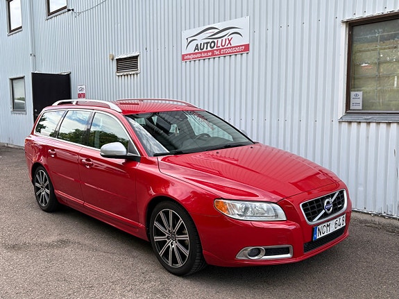 Volvo V70 4 of 17
