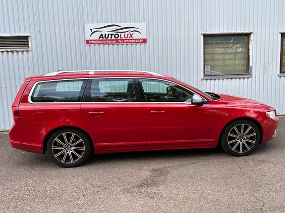 Volvo V70 5 of 17
