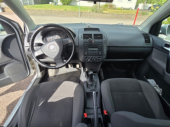 Volkswagen Polo 7 of 11