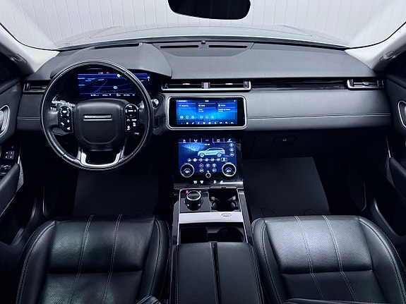Land Rover Range Rover Velar 11 of 30