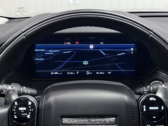 Land Rover Range Rover Velar 28 of 30