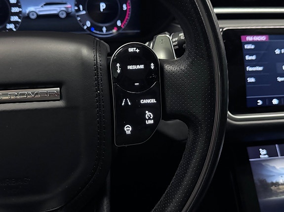 Land Rover Range Rover Velar 21 of 30