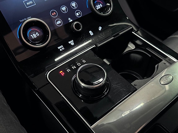Land Rover Range Rover Velar 22 of 30