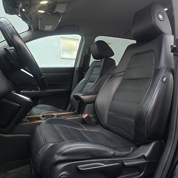 Honda CR-V 13 of 25