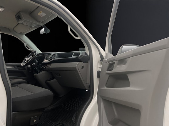 Volkswagen Transporter 30 of 30