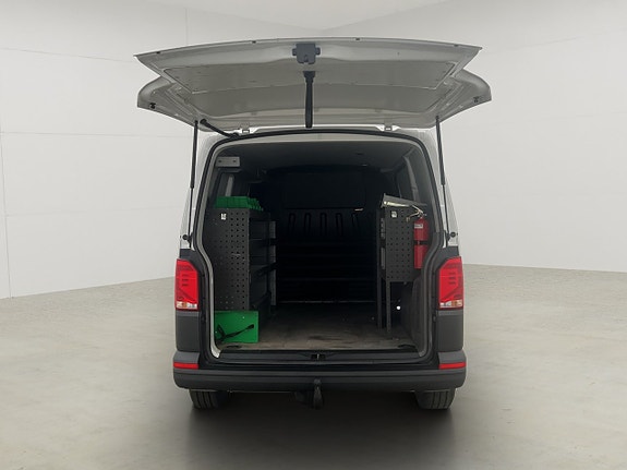Volkswagen Transporter 14 of 30