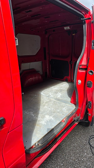 Renault Trafic 3 of 14