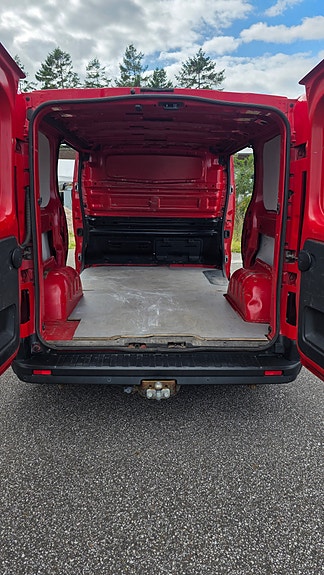 Renault Trafic 7 of 14