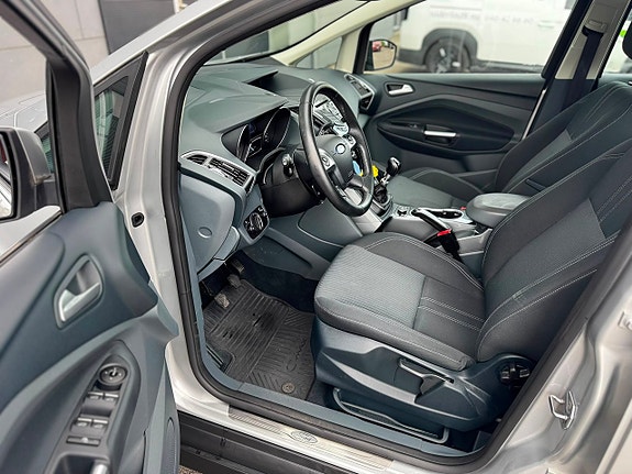 Ford C-Max 13 of 22