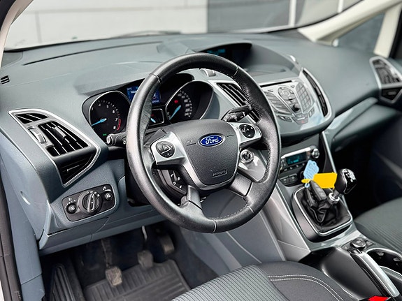 Ford C-Max 11 of 22