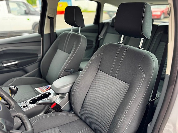 Ford C-Max 15 of 22