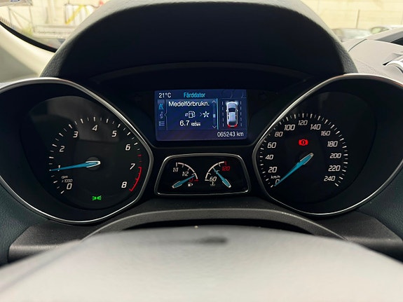 Ford C-Max 9 of 22