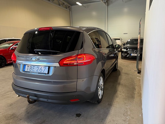 Ford S-MAX 8 of 17