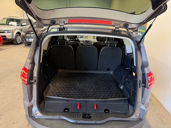 Ford S-MAX 9 of 17