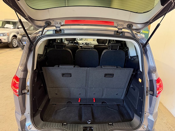 Ford S-MAX 10 of 17