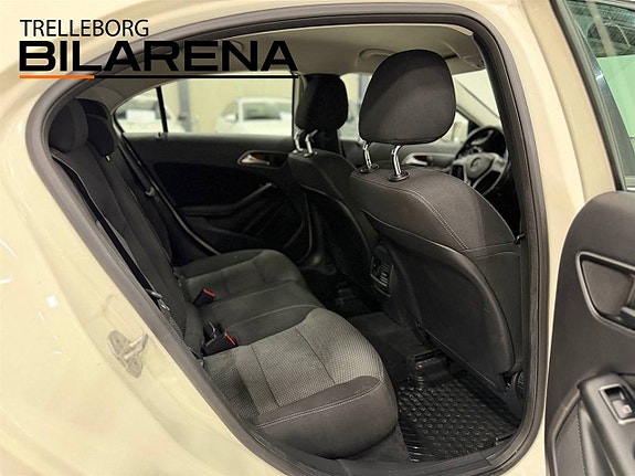 Mercedes-Benz A180 19 of 20