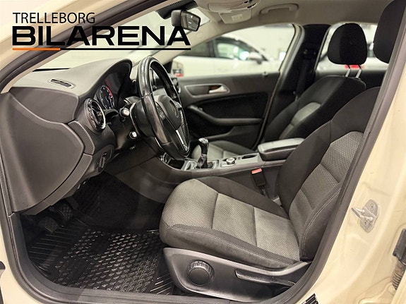 Mercedes-Benz A180 11 of 20