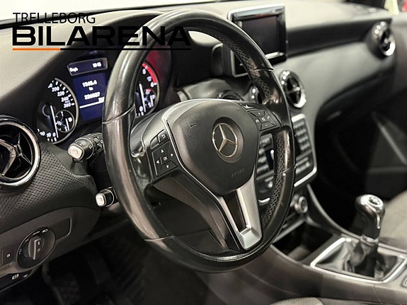 Mercedes-Benz A180 9 of 20