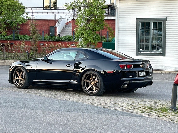 Chevrolet Camaro 3 of 4