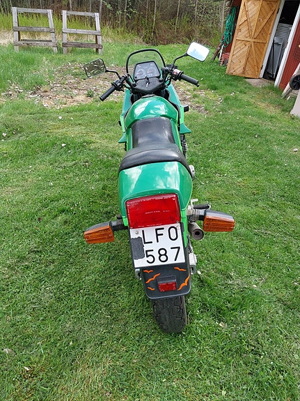 Suzuki GSX ES 4 of 4