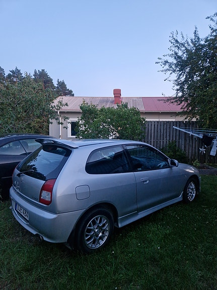 Mitsubishi Colt 4 of 6