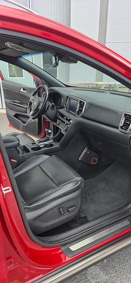 Kia Sportage 11 of 24