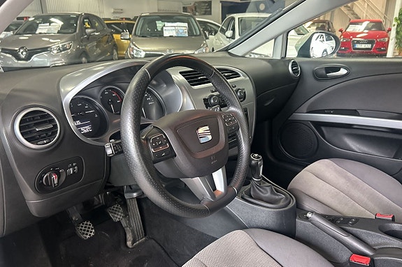 Seat Leon 10 of 21