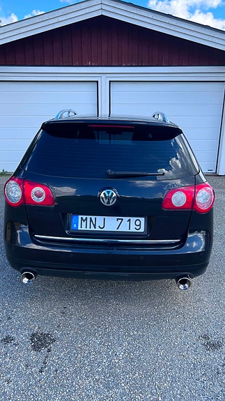 Volkswagen Passat 7 of 11