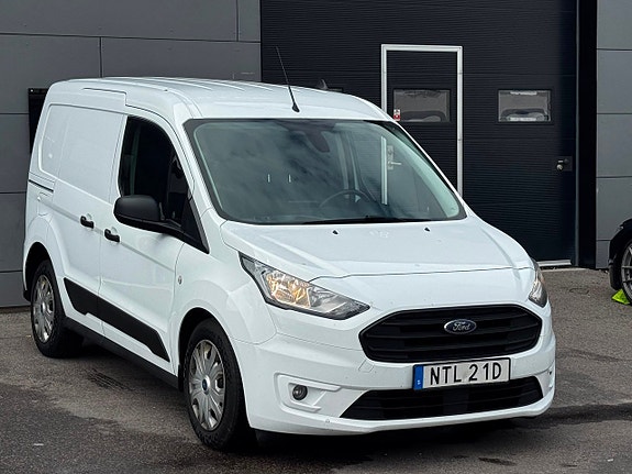 Ford Transit Connect 3 of 18