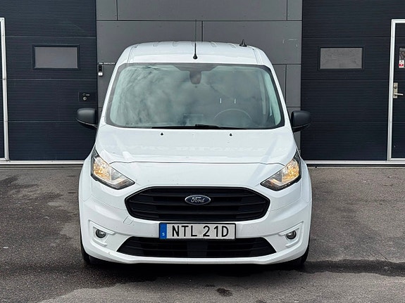 Ford Transit Connect 2 of 18