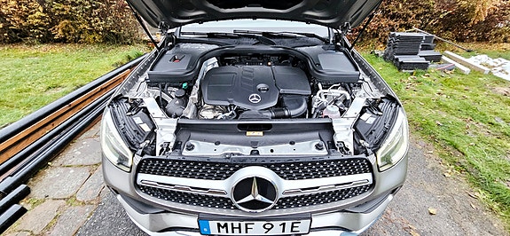 Mercedes-Benz GLC300 de 5 of 10