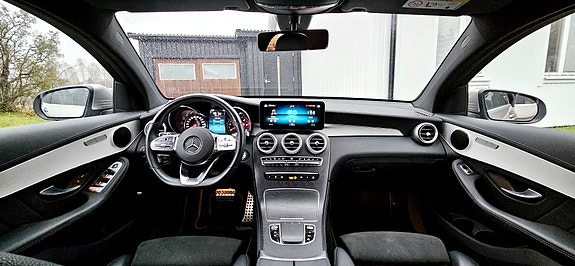 Mercedes-Benz GLC300 de 6 of 10