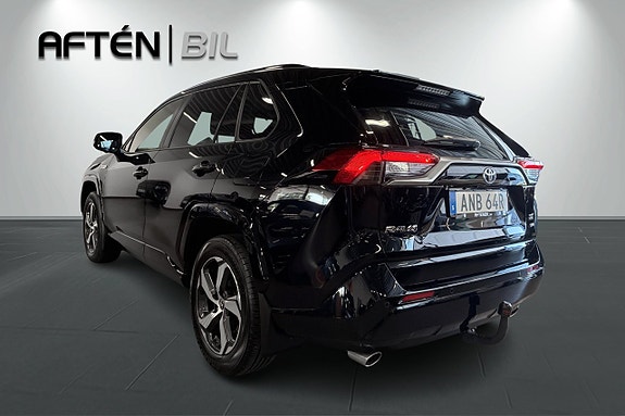 Toyota RAV4 Plug-in Hybrid 8 of 24