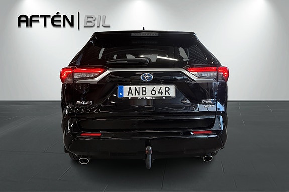 Toyota RAV4 Plug-in Hybrid 9 of 24