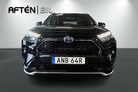Toyota RAV4 Plug-in Hybrid 3 of 24
