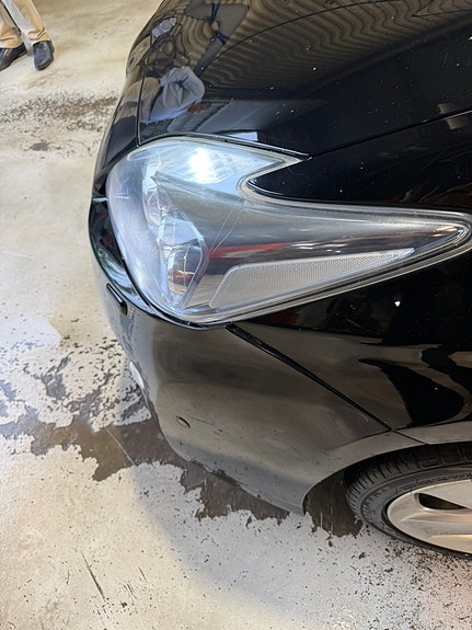 Toyota Prius 12 of 15