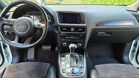 Audi Q5 5 of 8