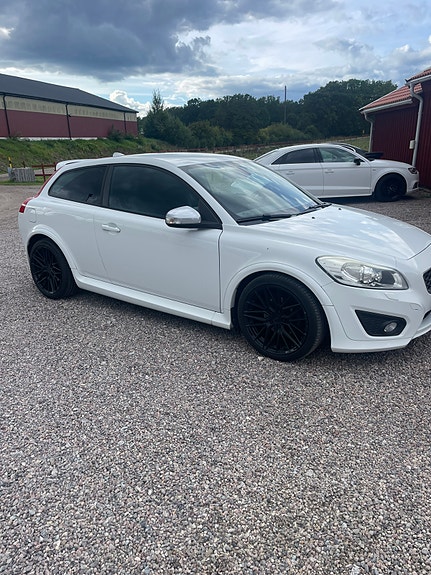 Volvo C30 2 of 9