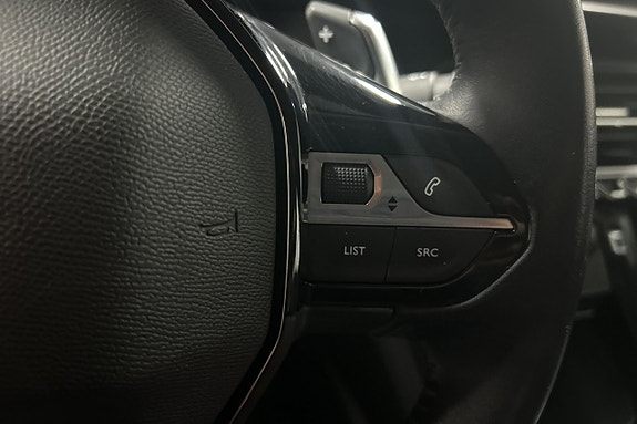 Peugeot 2008 11 of 27