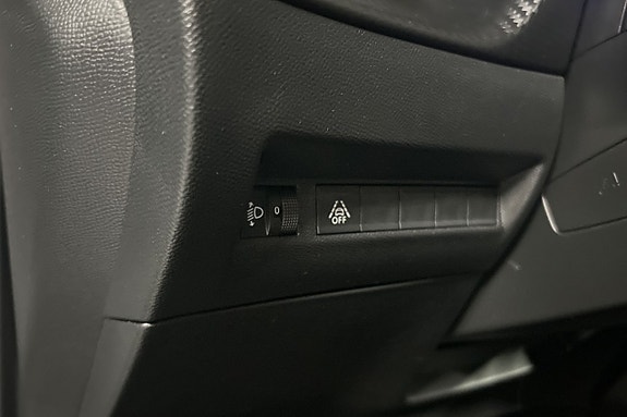 Peugeot 2008 19 of 27