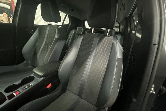 Peugeot 2008 18 of 27