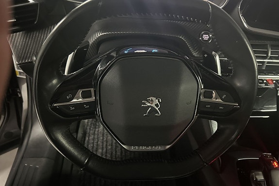 Peugeot 2008 8 of 27