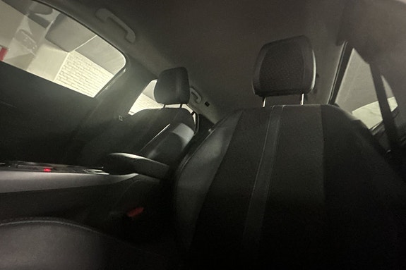 Peugeot 2008 16 of 27