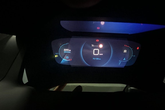 Peugeot 2008 9 of 27
