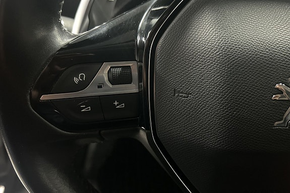 Peugeot 2008 10 of 27