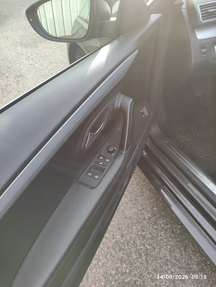 Volkswagen CC 2 of 10