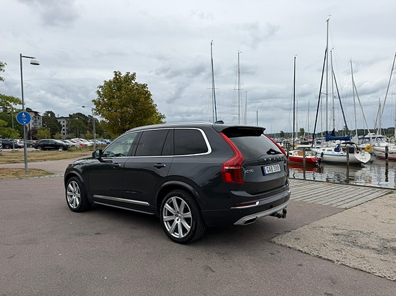 Volvo XC90 20 of 20