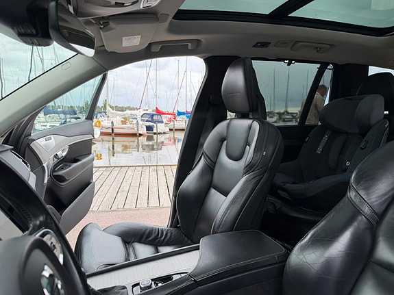 Volvo XC90 9 of 20